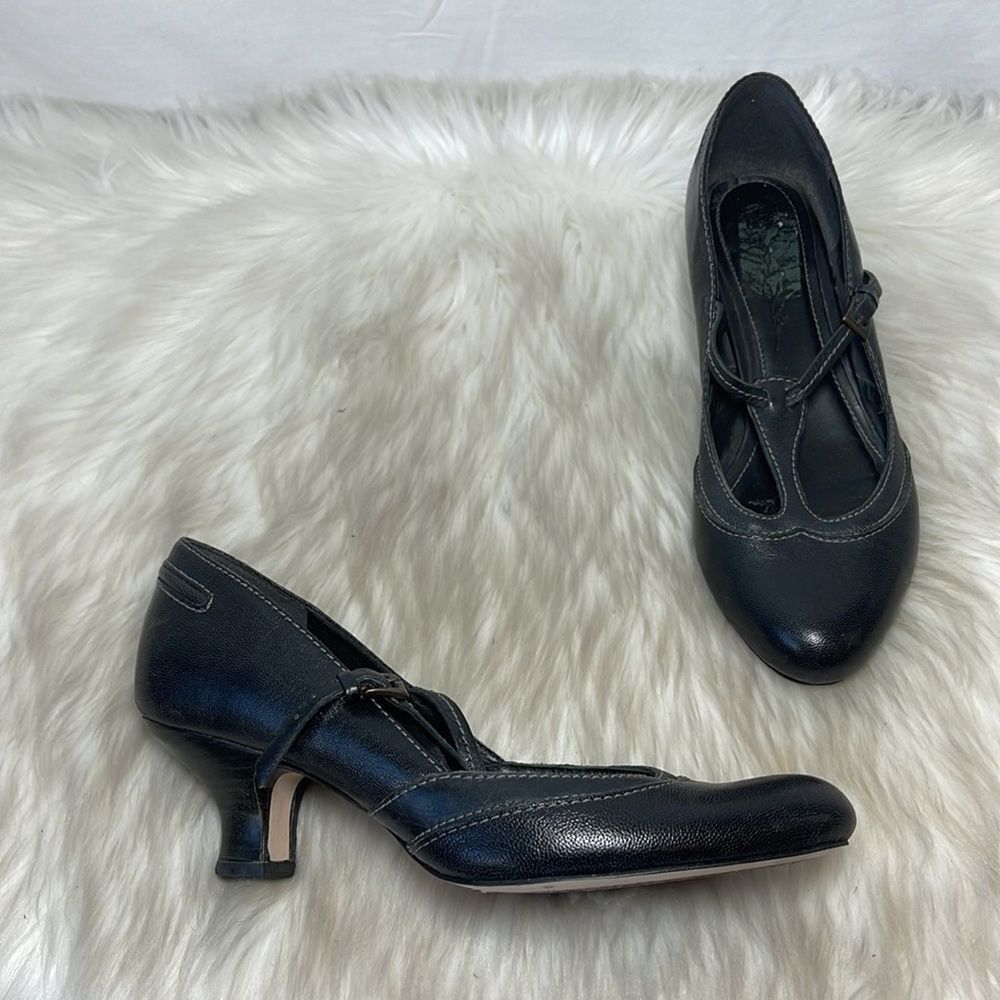 Clarks Black T-Strap Low Heel Pumps for Women